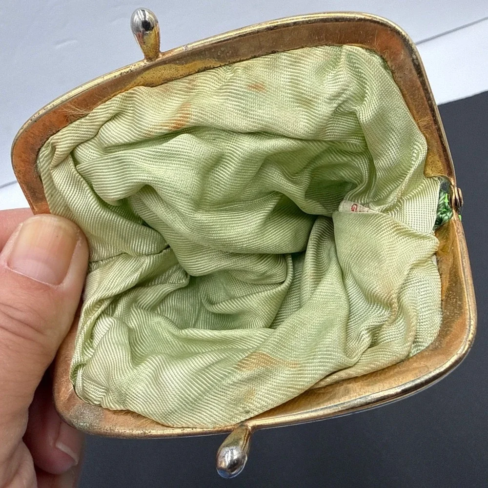 1960s Green Raffia Beaded Lucite Small Bag Coin Purse Clutch Bead RARE UV Glows